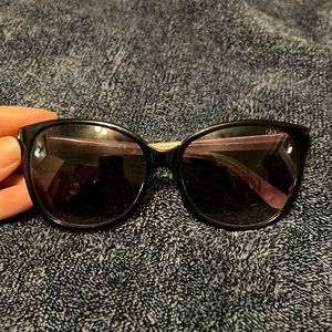 Breast Cancer Guess Sunglasses